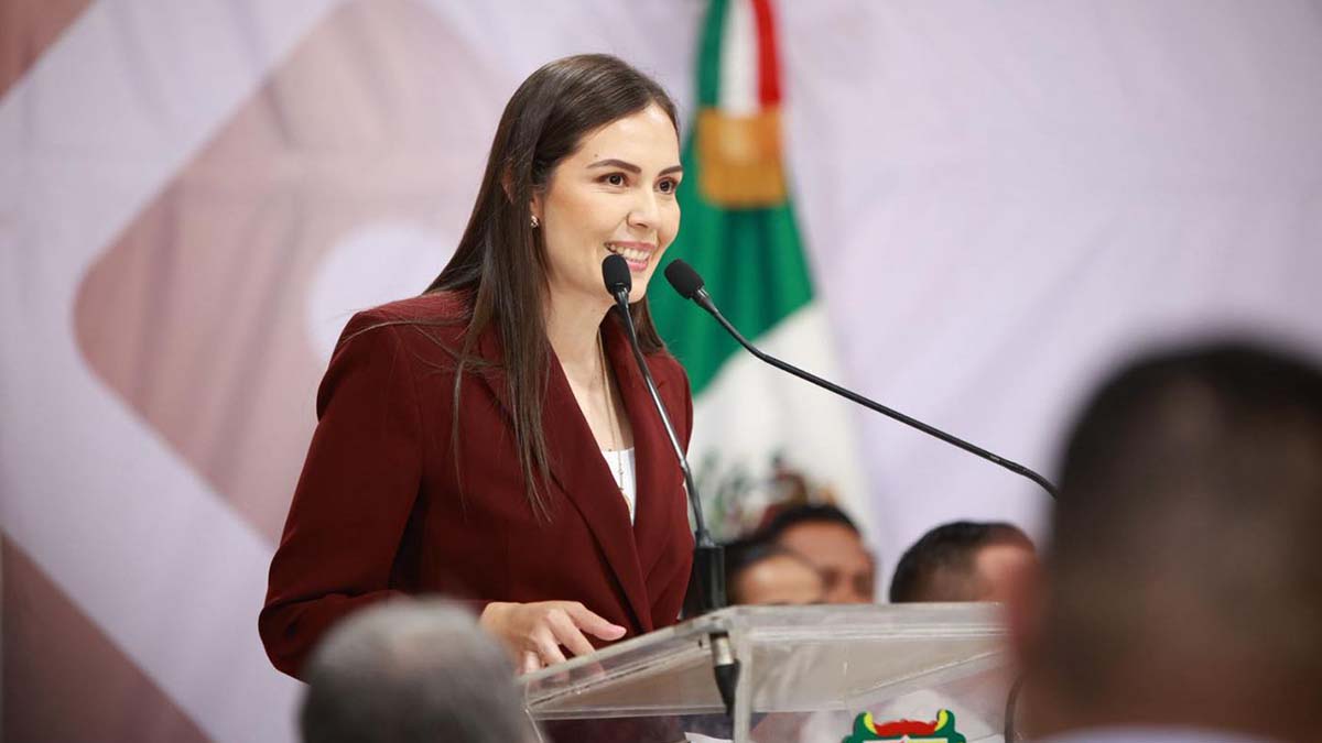 Ros Reyes Histórica sesión solemne en 1er informe de Rosy Reyes | Meridiano.mx